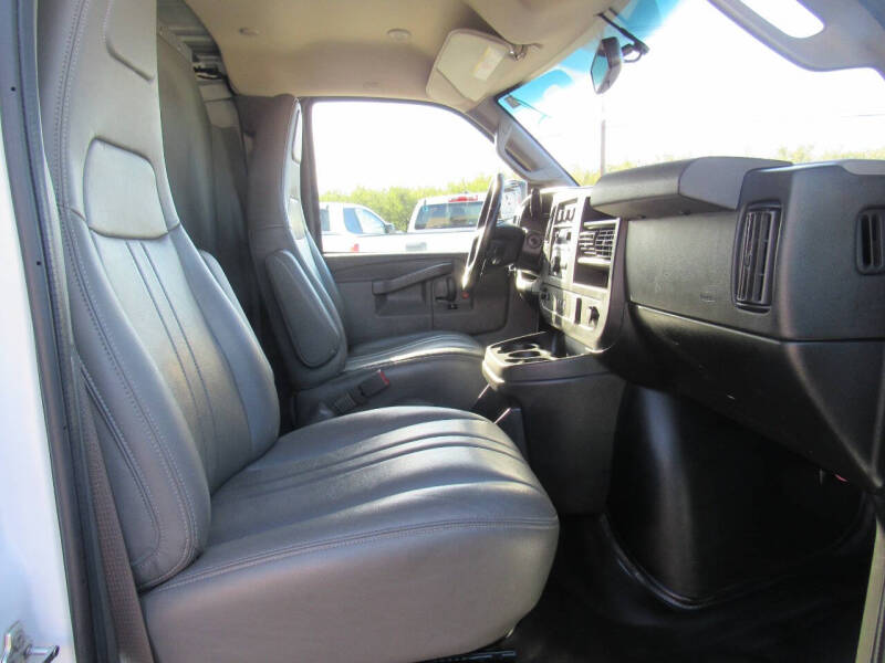 2021 Chevrolet Express 2500