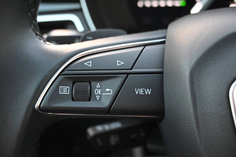 2022 Audi A4 quattro S line Prem Plus 45 TFSI