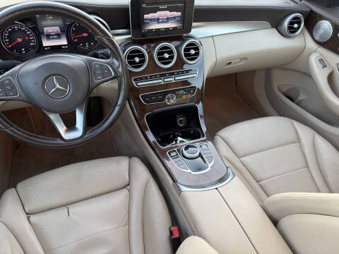 2017 Mercedes-Benz C-Class C 300 Luxury 4MATIC