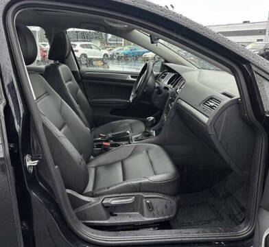 2021 Volkswagen Golf TSI