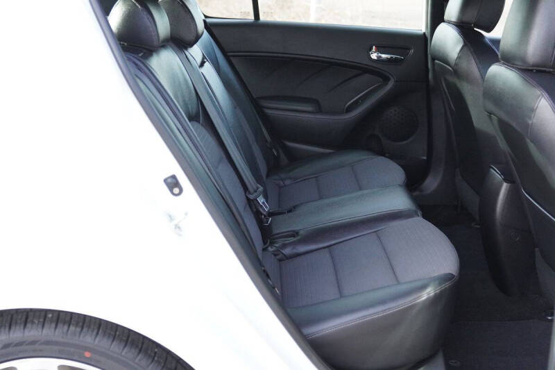 2015 Kia Forte5 SX