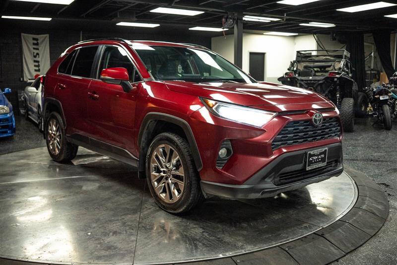 2019 Toyota RAV4 XLE Premium
