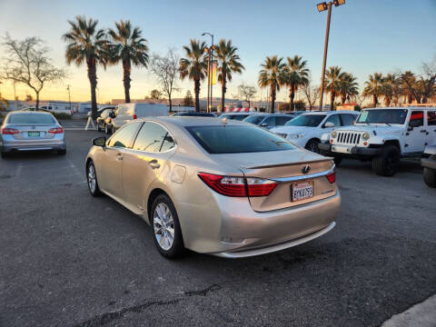 2013 Lexus ES 300h