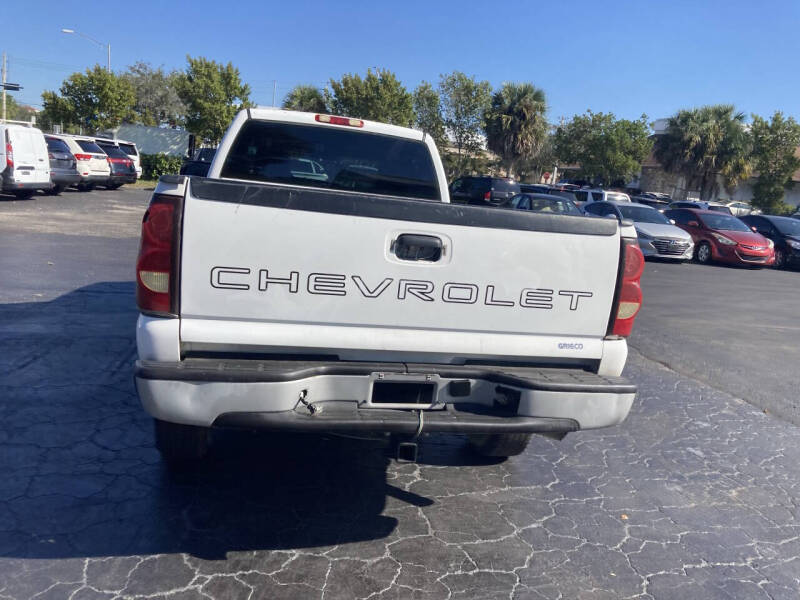 2006 Chevrolet Silverado 2500HD Work Truck