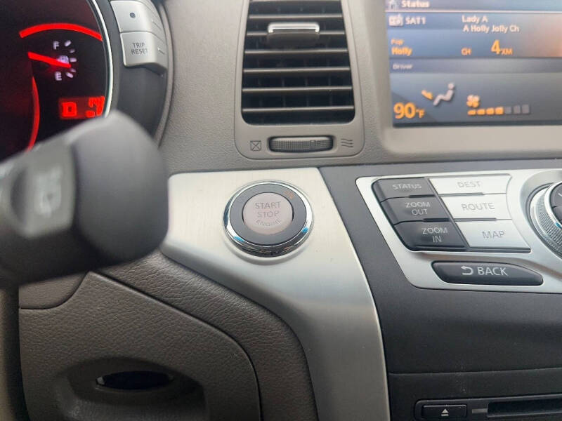 2010 Nissan Murano LE