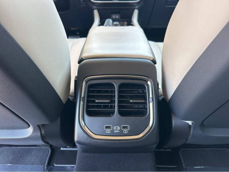 2023 VinFast VF8 Plus City Edition