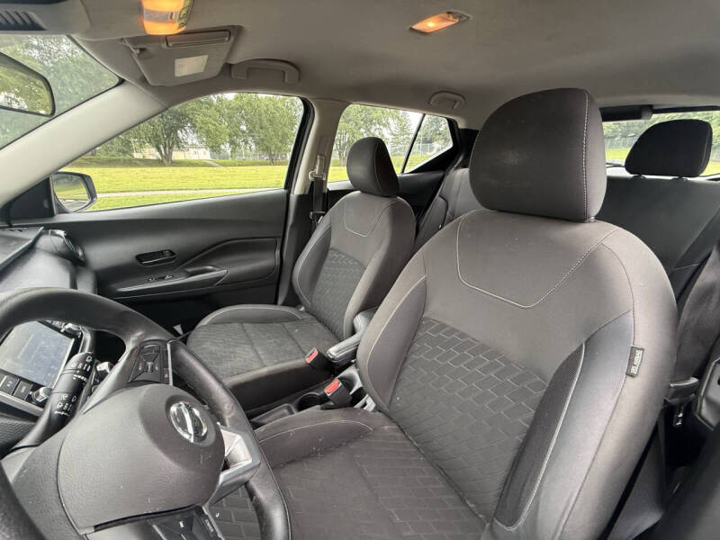 2021 Nissan Kicks S
