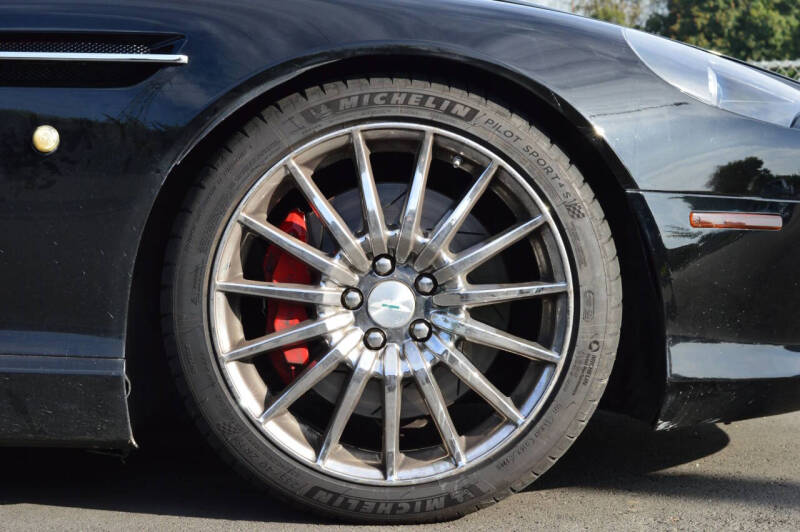 2005 Aston Martin DB9 Volante