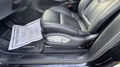 2020 Porsche Macan