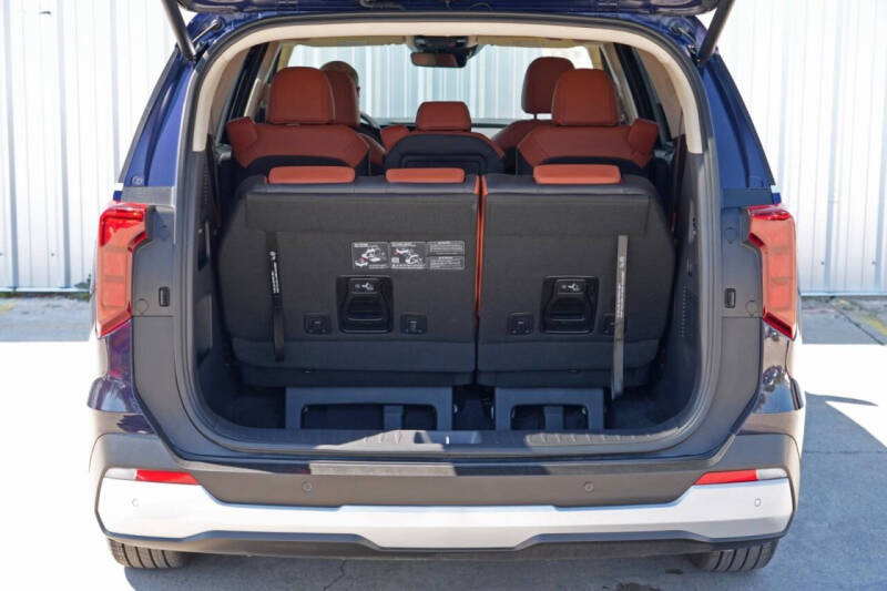 2025 Kia Carnival EX