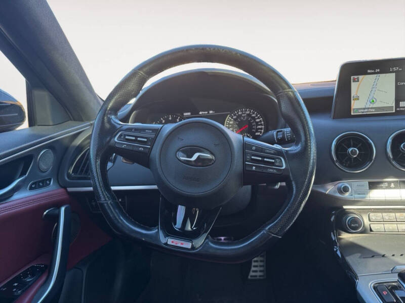 2019 Kia Stinger GT2