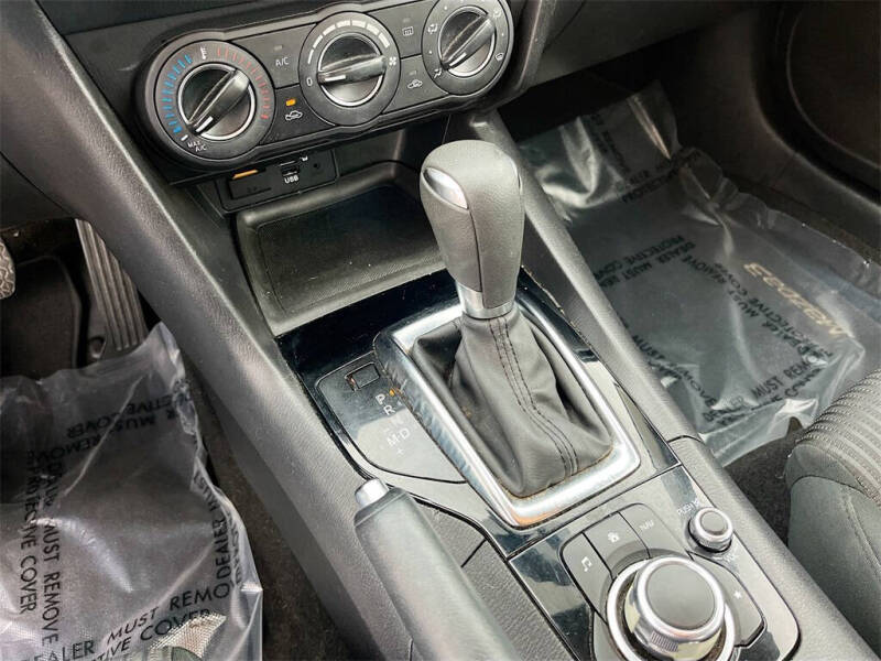 2016 Mazda MAZDA3 i Sport