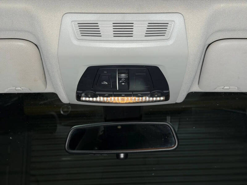 2016 BMW 5 Series 528i