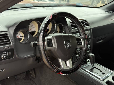 2012 Dodge Challenger SXT