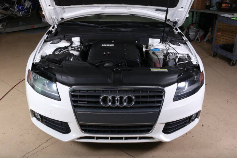 2011 Audi A4 2.0T quattro Avant Premium