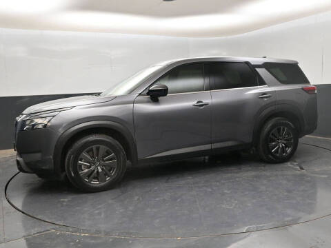 2023 Nissan Pathfinder S