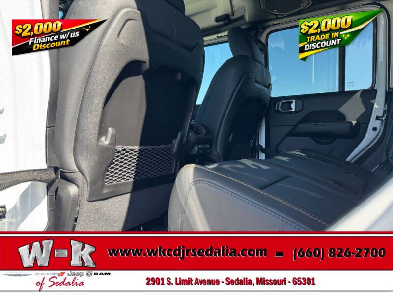 2026 Jeep Gladiator Sahara