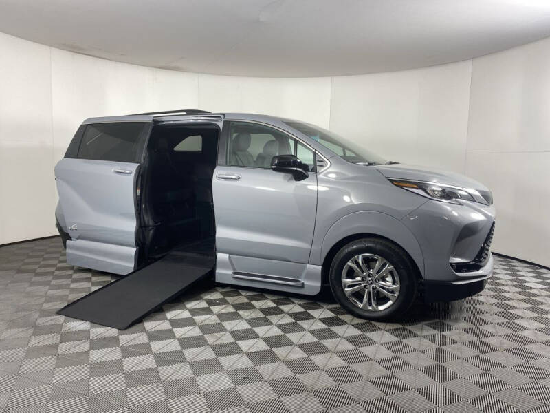 2023 Toyota Sienna for sale in Phoenix, AZ