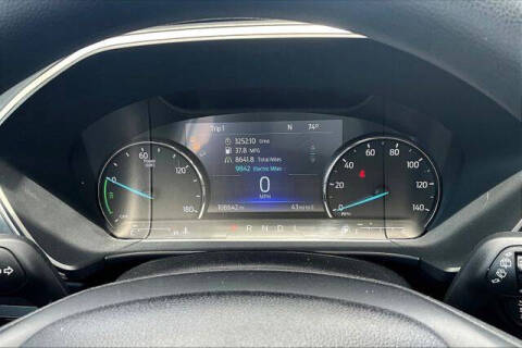 2022 Ford Escape Hybrid SE