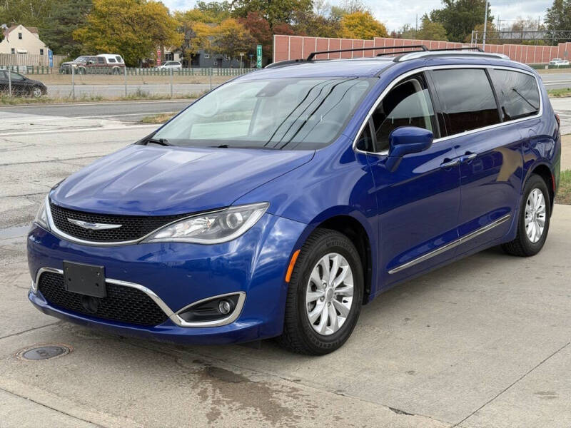 2019 Chrysler Pacifica Touring L