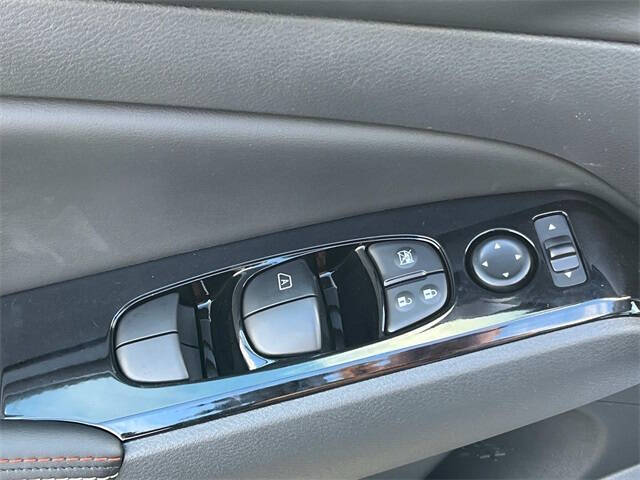 2025 Nissan Altima 2.5 SR