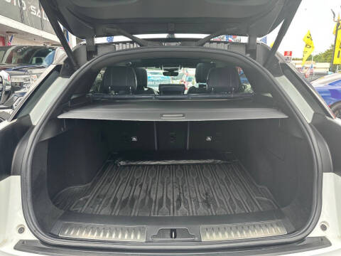 2020 Land Rover Range Rover Velar P250 R-Dynamic S