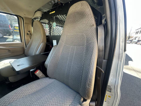 2011 Chevrolet Express 2500