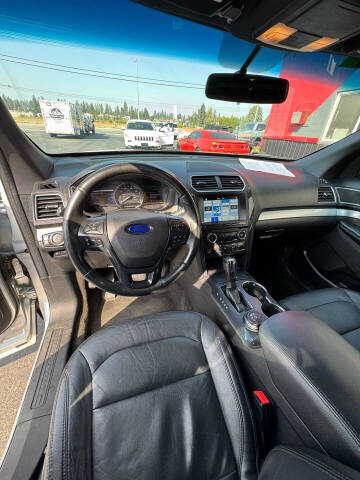 2017 Ford Explorer XLT