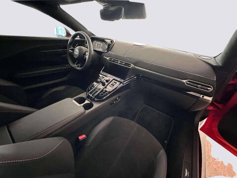 2025 Aston Martin Vantage