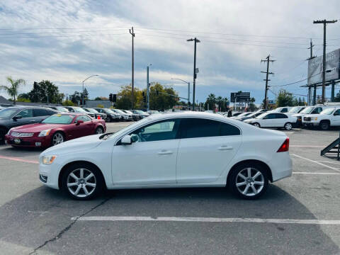 2016 Volvo S60 T5 Drive-E Premier
