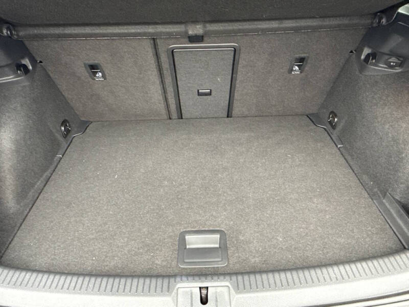 2019 Volkswagen e-Golf SE