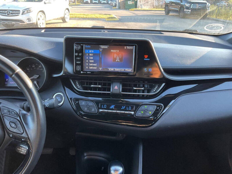 2018 Toyota C-HR XLE Premium