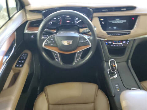 2019 Cadillac XT5 Platinum