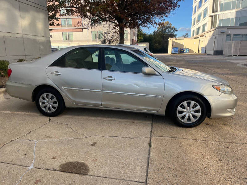 2006 Toyota Camry LE photo 4