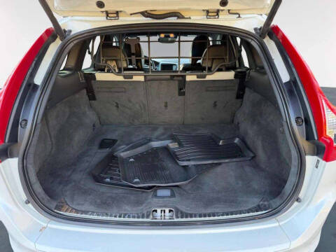 2015 Volvo XC60 T6 Drive-E Platinum