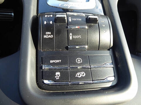 2014 Porsche Cayenne GTS