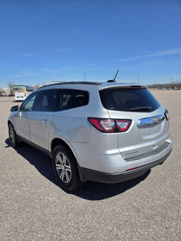 2017 Chevrolet Traverse LT