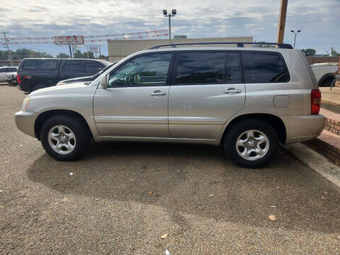 2003 Toyota Highlander for sale at Frontline Auto Sales in Martin TN