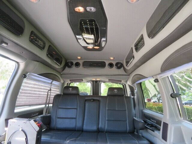 2017 Chevrolet Express 2500