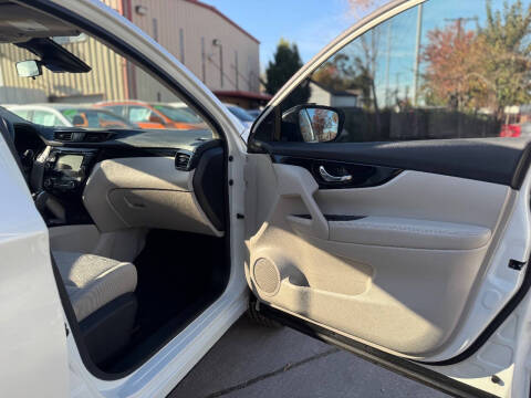 2019 Nissan Rogue Sport SV