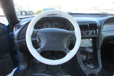 2000 Ford Mustang GT