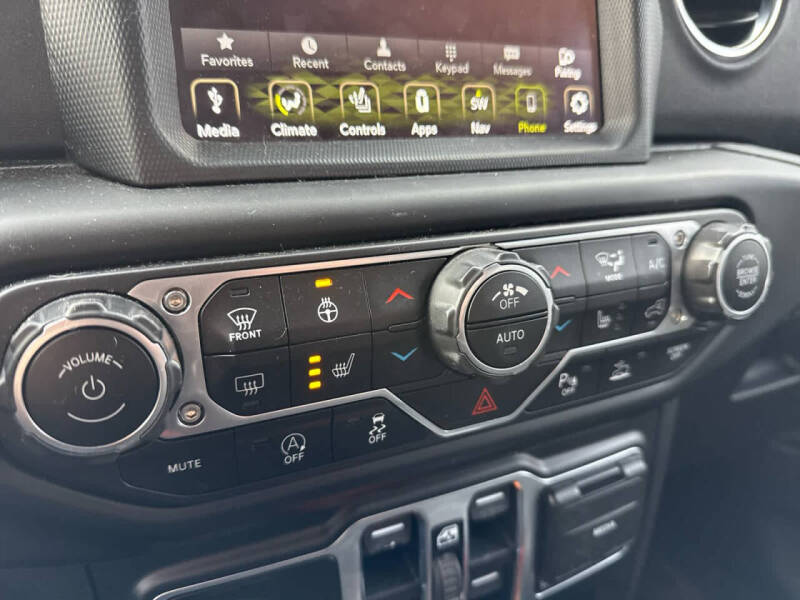 2021 Jeep Gladiator Overland