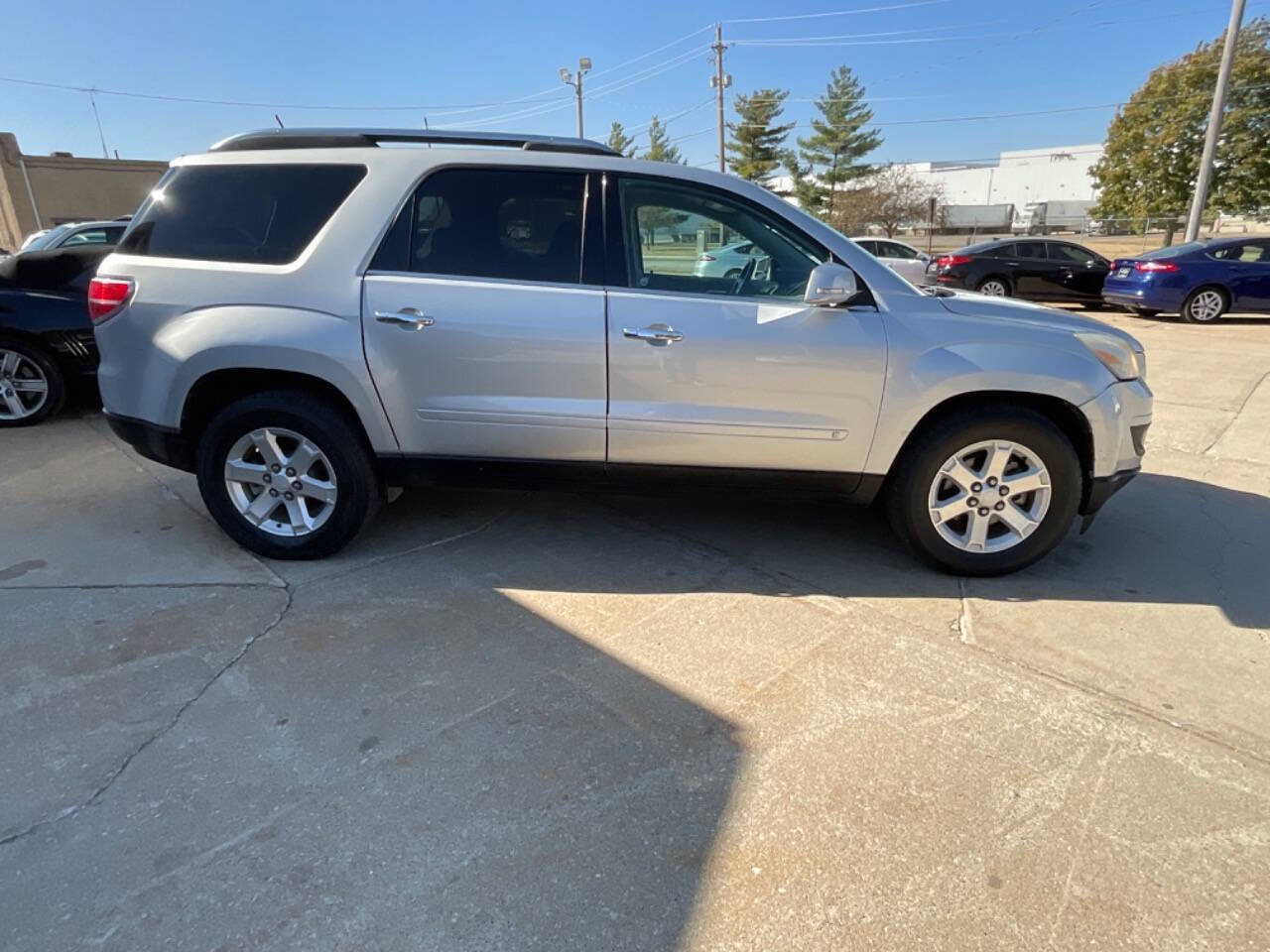 2009 Saturn Outlook for sale at Auto Connection in Waterloo, IA