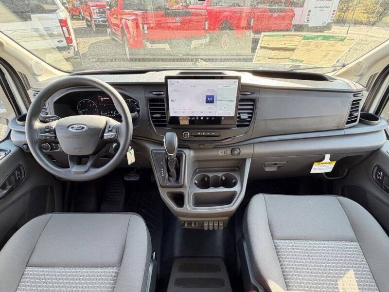 2025 Ford Transit
