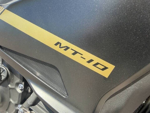 2020 Yamaha MT-10