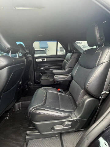 2020 Ford Explorer ST