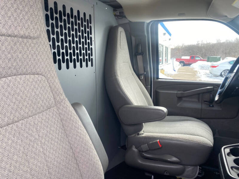 2020 Chevrolet Express 2500