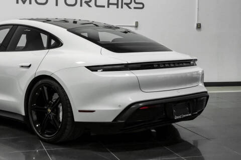 2022 Porsche Taycan