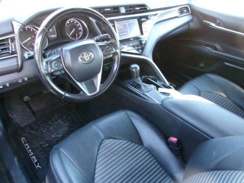 2020 Toyota Camry SE