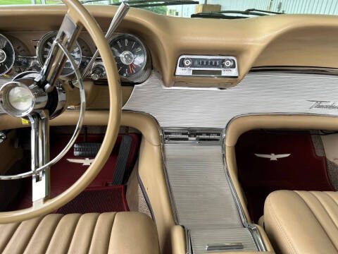 1961 Ford Thunderbird